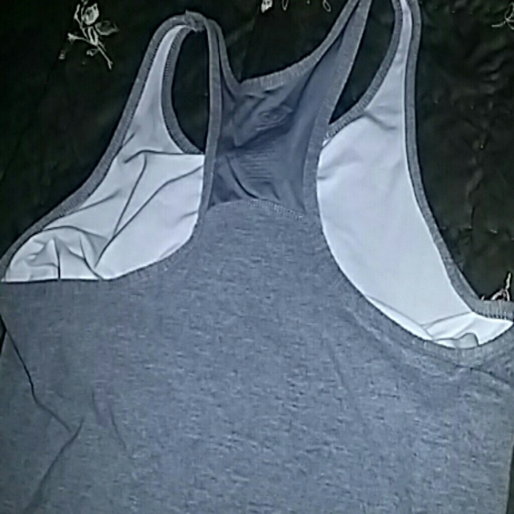 Activewear Athleta  Women's athletic works top